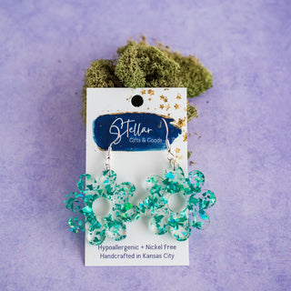Medium Teal Glitter Flake Daisy Dangles
