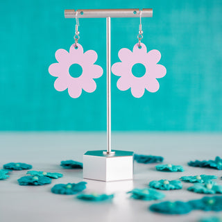 Medium Pastel Purple Daisy Dangles 2